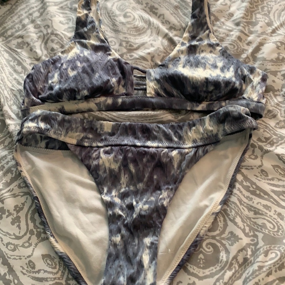 Athleta blue tie dyed bikini - VGUC!